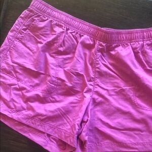 Columbia woman's Shorts